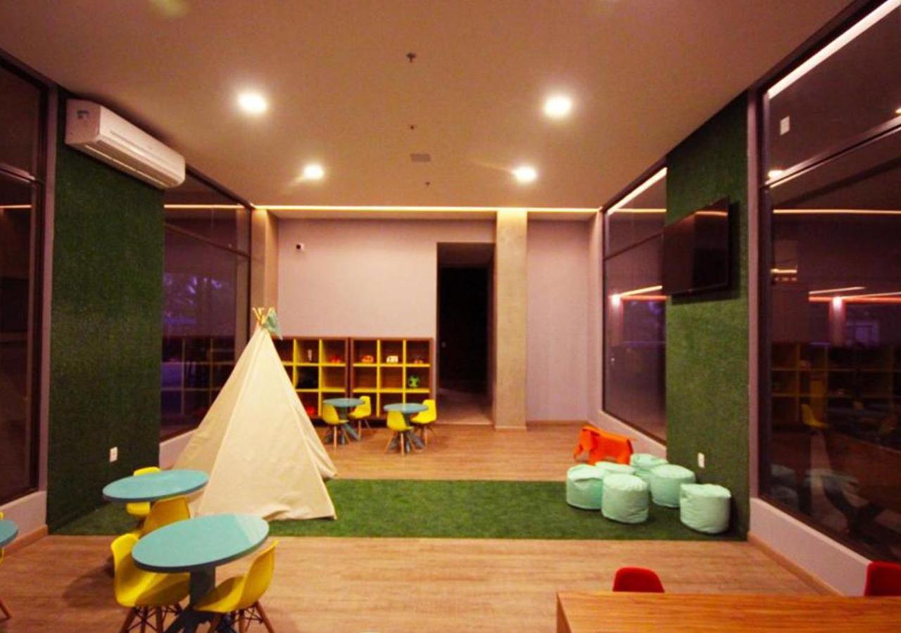 Hot Beach Resort Olímpia Exterior foto Children's room